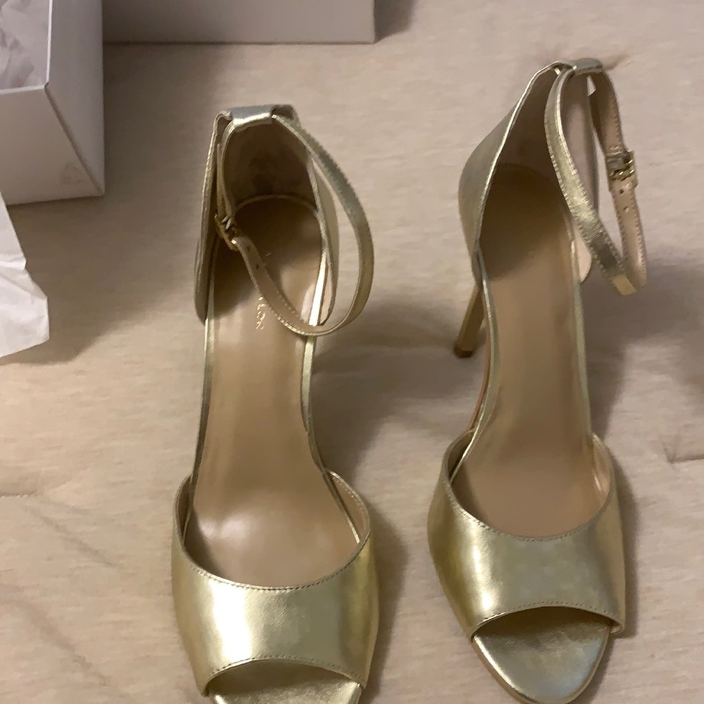 Ann Taylor Gold Lucille Leather Peeptoe Sandals